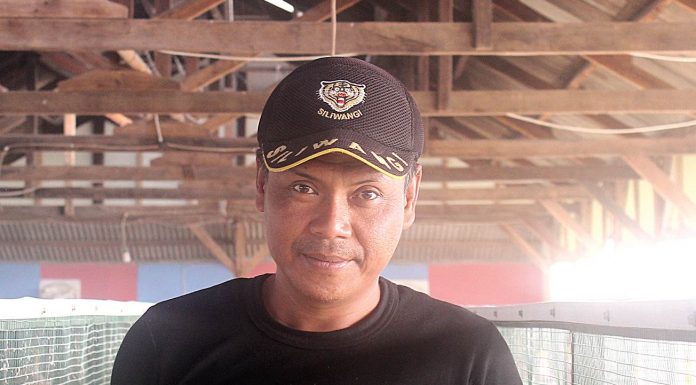 Haji Eman, Miliader di Tengah Dusun