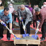 Kerja sama dengan Sekolah Kedokteran Hewan dan Biomedis IPB University (SKHB IPB University) untuk membangun Poultry Health Research Centre, Bogor, Rabu (25/5).
