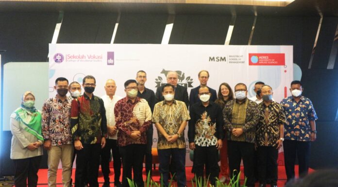 Program SAS21 merupakan sebuah aksi kolaborasi yang bertujuan untuk meningkatkan kualitas siswa dari sekolah vokasi.