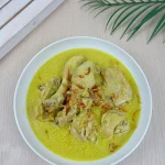 Opor-Ayam (sumber @tsaniwismono)