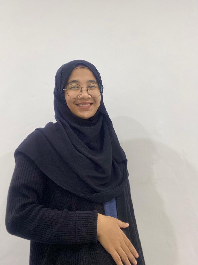 Yulia Sintia Putri
