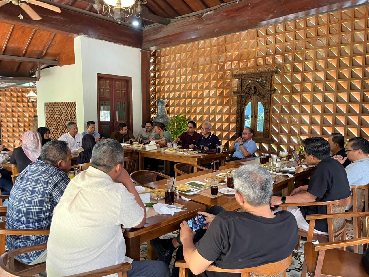 Pererat Silaturahmi, KAPGAMA UGM Gelar Halal Bihalal dan Bahas Tantangan Industri Peternakan